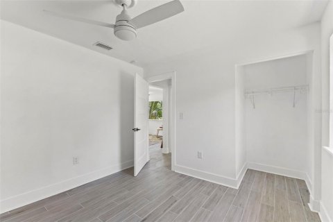 Casa en venta en Tampa, Florida, 3 dormitorios, 123 m2 № 2157610 - foto 21