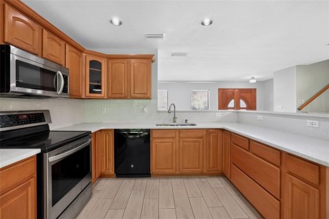 Villa ou maison à vendre à Tampa, Floride: 4 chambres, 183.2 m2 № 2156891 - photo 16