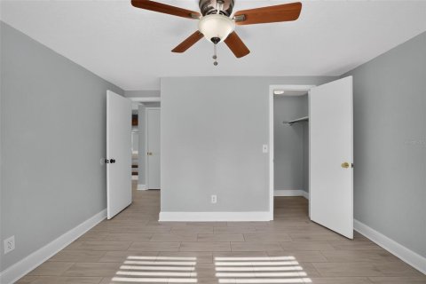 Villa ou maison à vendre à Tampa, Floride: 4 chambres, 183.2 m2 № 2156891 - photo 19