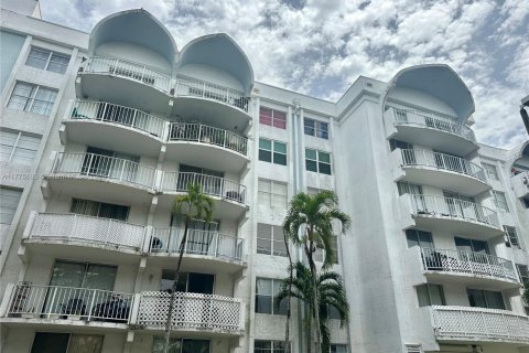 Condo à Miami, Floride, 2 chambres  № 2037357