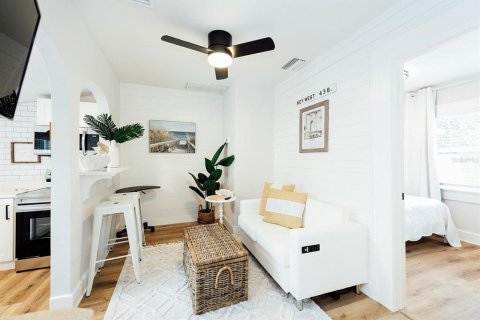 Appartement à louer à Saint Petersburg, Floride: 1 chambre, 51.1 m2 № 1870118 - photo 4