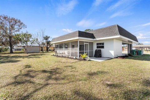 House in Port Charlotte, Florida 3 bedrooms, 123 sq.m. № 1569892 - photo 29