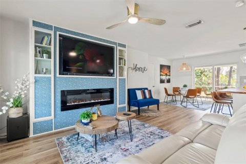 House in Port Charlotte, Florida 3 bedrooms, 123 sq.m. № 1569892 - photo 5