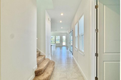 Villa ou maison à louer à Orlando, Floride: 4 chambres, 278.71 m2 № 2387526 - photo 16
