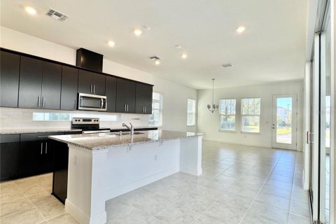 Villa ou maison à louer à Orlando, Floride: 4 chambres, 278.71 m2 № 2387526 - photo 6