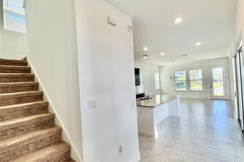 Villa ou maison à louer à Orlando, Floride: 4 chambres, 278.71 m2 № 2387526 - photo 17