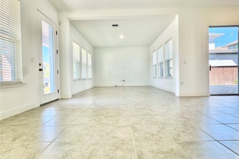 Villa ou maison à louer à Orlando, Floride: 4 chambres, 278.71 m2 № 2387526 - photo 13