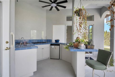 House in Lakeland, Florida 4 bedrooms, 264.03 sq.m. № 1907382 - photo 9