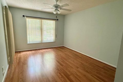 Condo in Palm City, Florida, 2 bedrooms № 2177166 - photo 16
