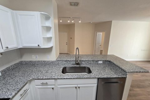 Condominio en alquiler en Orlando, Florida, 3 dormitorios, 111.95 m2 № 1917524 - foto 10