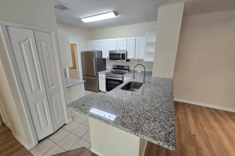 Condominio en alquiler en Orlando, Florida, 3 dormitorios, 111.95 m2 № 1917524 - foto 5