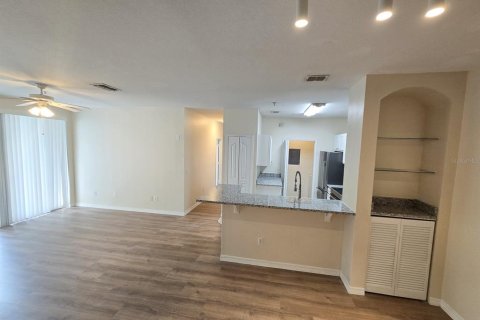 Condominio en alquiler en Orlando, Florida, 3 dormitorios, 111.95 m2 № 1917524 - foto 4