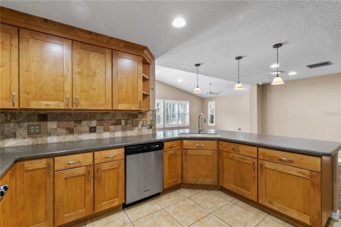 House in Mount Dora, Florida 3 bedrooms, 178.37 sq.m. № 1846670 - photo 11
