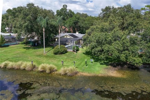 House in Mount Dora, Florida 3 bedrooms, 178.37 sq.m. № 1846670 - photo 28
