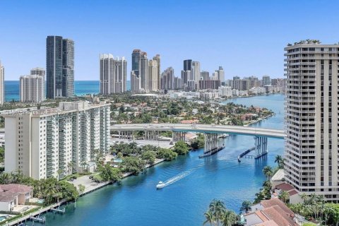 Купить кондоминиум в Авентура, Флорида 2 спальни, 141.4м2, № 2037682 - фото 30