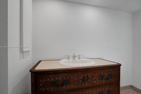 Купить кондоминиум в Авентура, Флорида 2 спальни, 141.4м2, № 2037682 - фото 27