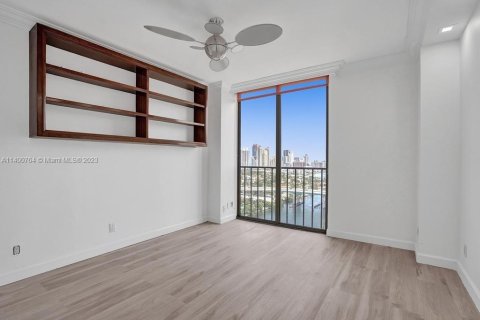 Купить кондоминиум в Авентура, Флорида 2 спальни, 141.4м2, № 2037682 - фото 19