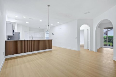 Villa ou maison à vendre à Bradenton, Floride: 2 chambres, 140.93 m2 № 2411518 - photo 9