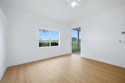 Villa ou maison à vendre à Bradenton, Floride: 2 chambres, 140.93 m2 № 2411518 - photo 18