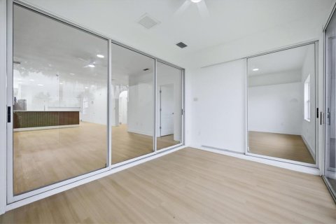Villa ou maison à vendre à Bradenton, Floride: 2 chambres, 140.93 m2 № 2411518 - photo 29