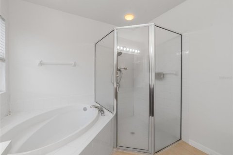 Villa ou maison à vendre à Bradenton, Floride: 3 chambres, 187.48 m2 № 1902347 - photo 17