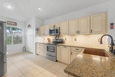 Villa ou maison à vendre à Bradenton, Floride: 3 chambres, 187.48 m2 № 1902347 - photo 11