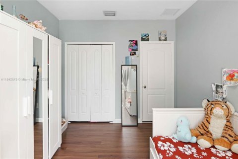 Adosado en venta en Miami, Florida, 3 dormitorios, 164.9 m2 № 1836754 - foto 16