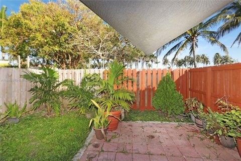 Adosado en venta en Miami, Florida, 3 dormitorios, 164.9 m2 № 1836754 - foto 24