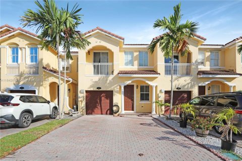 Adosado en venta en Miami, Florida, 3 dormitorios, 164.9 m2 № 1836754 - foto 26