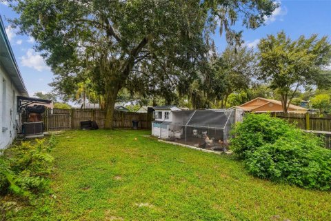 House in Plant City, Florida 3 bedrooms, 135.36 sq.m. № 1909749 - photo 26