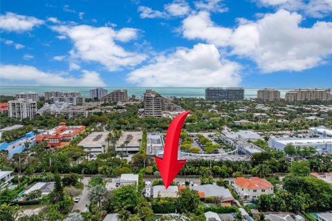 House in Key Biscayne, Florida 3 bedrooms, 129.23 sq.m. № 1864510 - photo 6