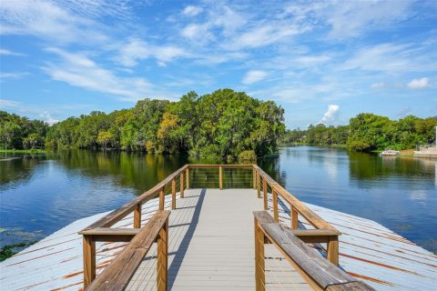 Casa en Dunnellon, Florida 5 dormitorios, 317.82 m2 № 2321259