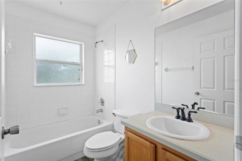 Casa en venta en Orlando, Florida, 3 dormitorios, 140.75 m2 № 1765622 - foto 10