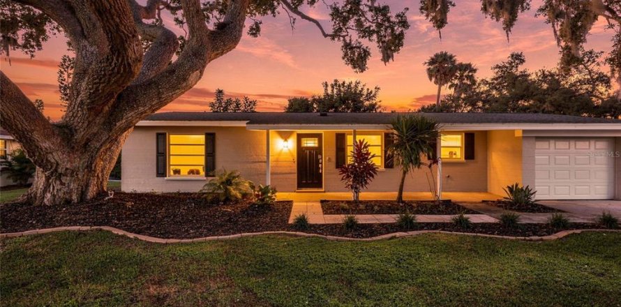 Villa ou maison à Sarasota, Floride 2 chambres, 133.69 m2 № 2429258