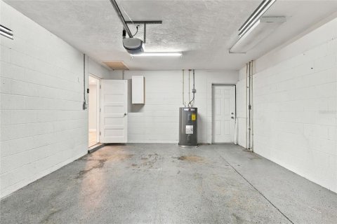 Villa ou maison à vendre à Sarasota, Floride: 2 chambres, 133.69 m2 № 2429258 - photo 24