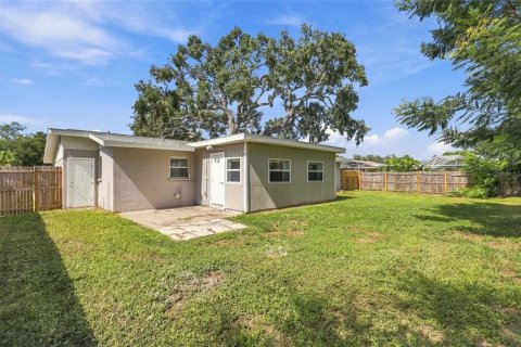 Villa ou maison à vendre à Sarasota, Floride: 2 chambres, 133.69 m2 № 2429258 - photo 26