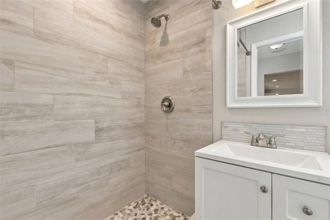 Villa ou maison à vendre à Sarasota, Floride: 2 chambres, 133.69 m2 № 2429258 - photo 22
