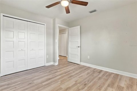 Villa ou maison à vendre à Sarasota, Floride: 2 chambres, 133.69 m2 № 2429258 - photo 19