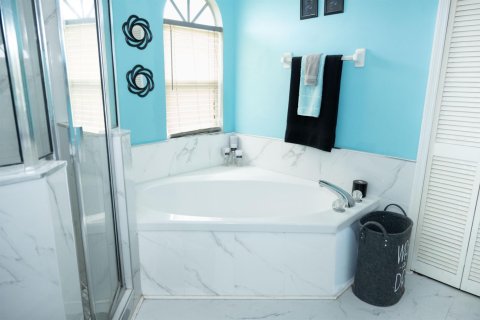 House in Port St. Lucie, Florida 4 bedrooms, 160.26 sq.m. № 2406061