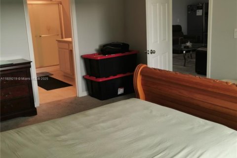 Villa ou maison à vendre à Cape Coral, Floride: 4 chambres, 168.06 m2 № 1959730 - photo 17