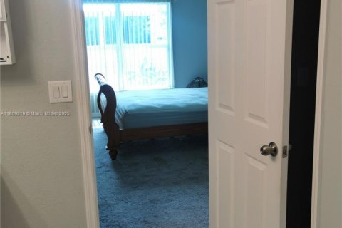 Villa ou maison à vendre à Cape Coral, Floride: 4 chambres, 168.06 m2 № 1959730 - photo 20