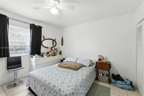 Commercial property in Dania Beach, Florida 236.71 sq.m. № 1814887 - photo 24
