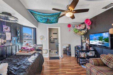 Casa en venta en North Port, Florida, 4 dormitorios, 231.7 m2 № 1584781 - foto 28