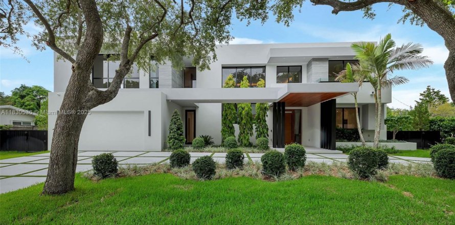 House in Pinecrest, Florida 6 bedrooms, 571.53 sq.m. № 1806083