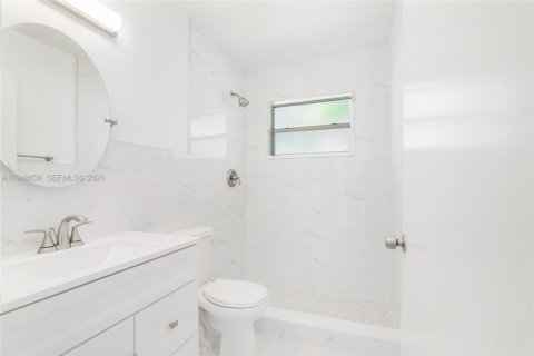 Casa en alquiler en Hollywood, Florida, 3 dormitorios, 187.29 m2 № 2010350 - foto 7