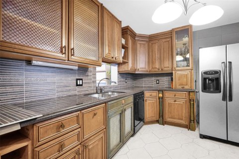 Купить кондоминиум в Дания-Бич, Флорида 2 спальни, 106.28м2, № 2008007 - фото 19