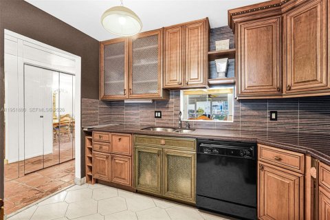 Купить кондоминиум в Дания-Бич, Флорида 2 спальни, 106.28м2, № 2008007 - фото 20