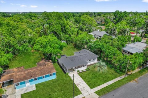 House in DeLand, Florida 3 bedrooms, 76.92 sq.m. № 1620702 - photo 24