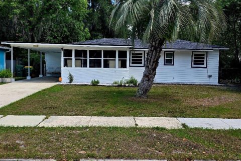 House in DeLand, Florida 3 bedrooms, 76.92 sq.m. № 1620702 - photo 1