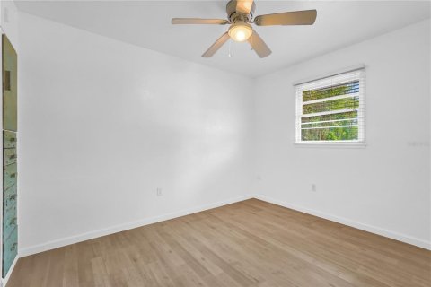 House in DeLand, Florida 3 bedrooms, 76.92 sq.m. № 1620702 - photo 12